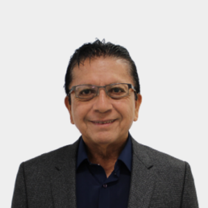 Professor Isnardo González Jaimes of the School of Mechanical Engineering, UIS, is presented to the general public and the educational community. The photo was taken in close-up, with a white background, and the professor is positioned in the center.