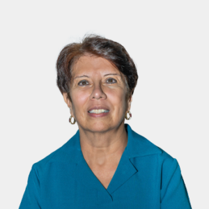 The photo was taken in close-up, against a white background, with the professor Yolima Ivonne Beltran situated in the center.