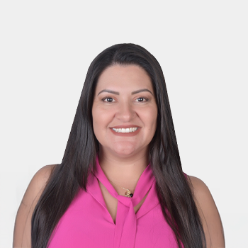 Front photograph of Professor Ana María Loaiza Giraldo