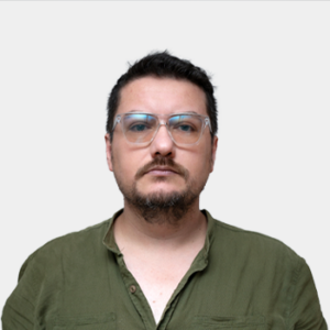 Front photograph of Professor Edwin Orlando Lopez