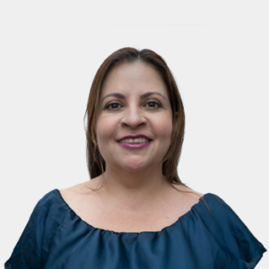 Front photograph of Professor Sandra Milena Bueno