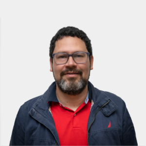 Front photograph of Professor Andres Mauricio Lotero
