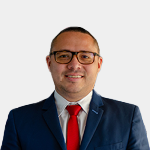Front photograph of Professor Jorge Andrey Cáceres