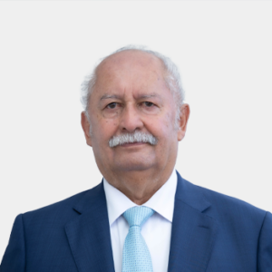 Front photograph of Professor Luis Francisco Garcia