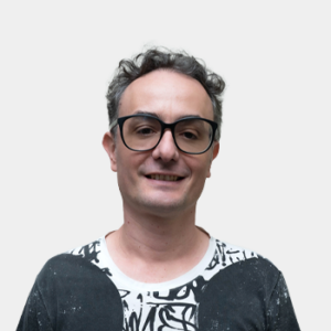 Front photograph of Professor Luis Palacio