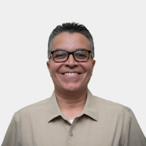 Front photograph of Professor René Álvarez Orozco