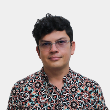 Front photograph of Professor Damian Pachón Soto