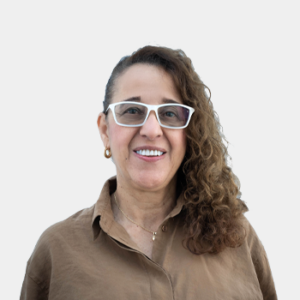Front photograph of Professor Luz Ibañez