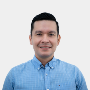 Front photograph of Professor Wilson Lozano