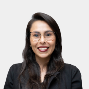 Front photograph of Professor Luz Dary Caceres Guerrero