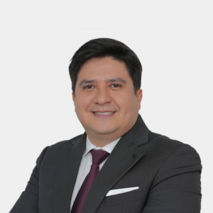 Front photograph of Professor Edgar Mauricio Morales