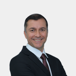 Front photograph of Professor Fredy Augusto Avellaneda Vargas