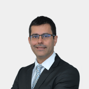 Front photograph of Professor Ronald Alfonso Mercado Ojeda