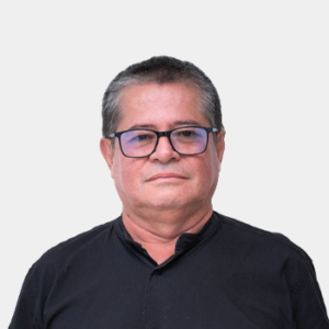 Front photograph of Professor Wilson Gomez