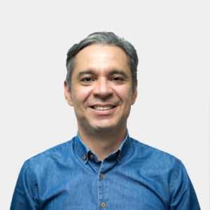 Front photograph of Professor Guillermo Gordillo Galan