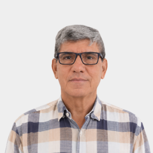 Front photograph of Professor Alirio Palma Rodríguez