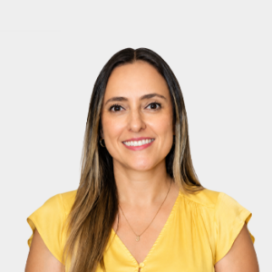 Front photograph of Professor Eliana Marcela Peña