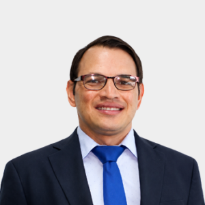 Fotografía frontal del profesor German Gonzalez