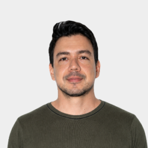 Fotografía frontal del profesor Javier Ardila Ochoa