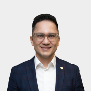 Front photograph of Professor Jorge Enrique Pulido