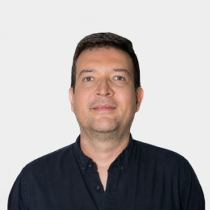 Fotografía frontal del profesor Jorge Francisco Maldonado