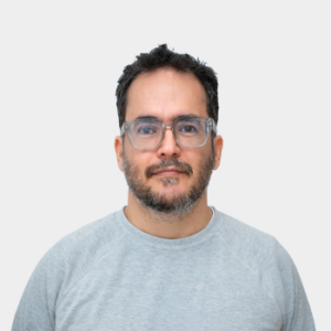 Front photograph of Professor Jimmy Humberto Fortuna Vargas